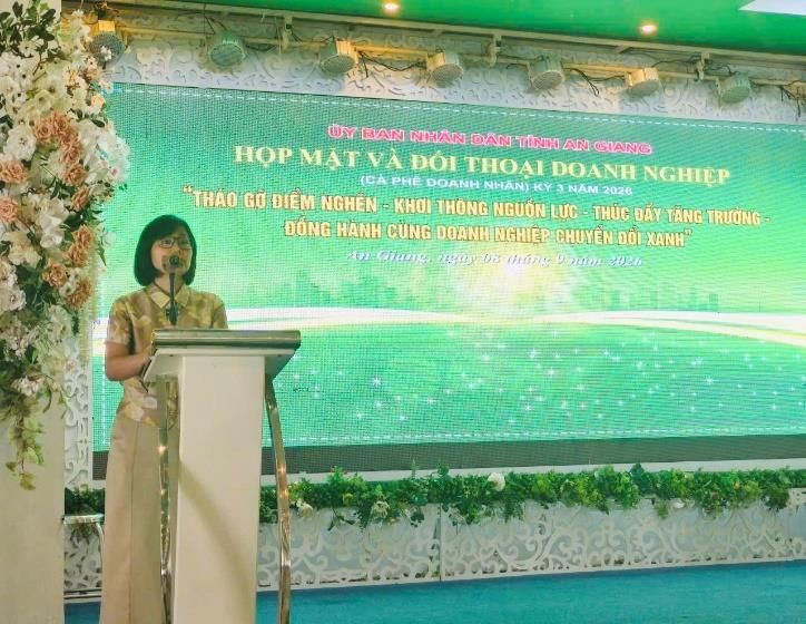 hop mat doi thoai ca phe doanh nhan ky iii 2026 5