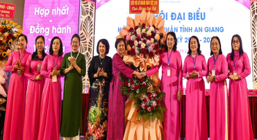 Bà Hồ Kim Liên giữ chức Chủ tịch Hội Nữ doanh nhân tỉnh An Giang khóa I nhiệm kỳ 2025 - 2030.